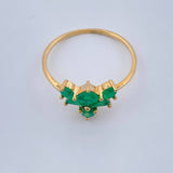 Anillo Figuras Esmeraldas 1.25gr / T5 1/2 / Oro Amarillo 18K &