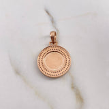 Dije Medalla Corona RX 4.15gr / 3cm / Circones Blancos Oro Rosa 18K $