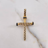 Dije Cruz Clavo 3.85gr / 4.7cm / Circones Blancos Negros Oro Amarillo 18K $