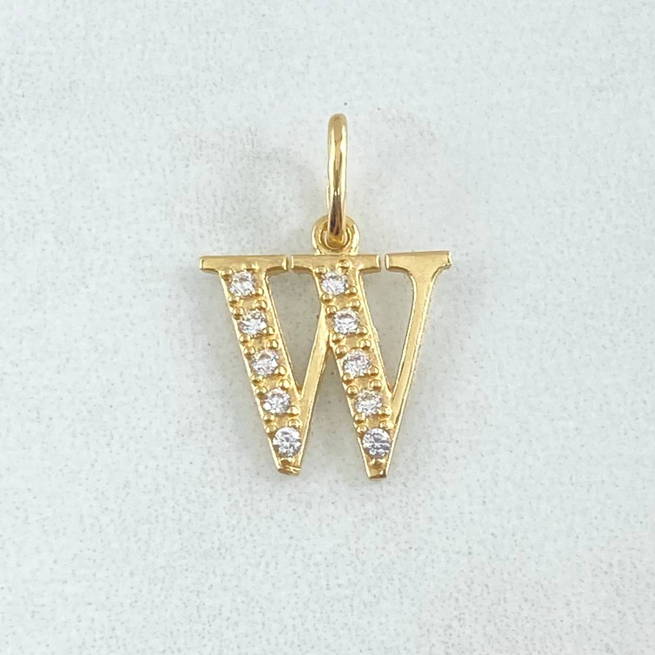 Dije Letra W Silueta 1.05gr / 2cm / Oro 18K