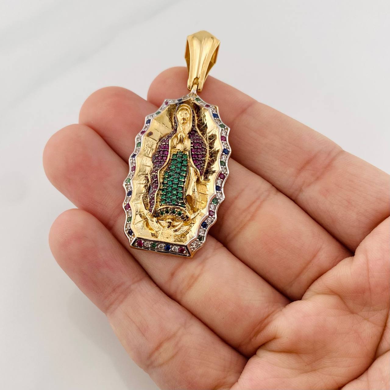 Dije Virgen de Guadalupe 15.65g / 5cm Tres Oros 18K
