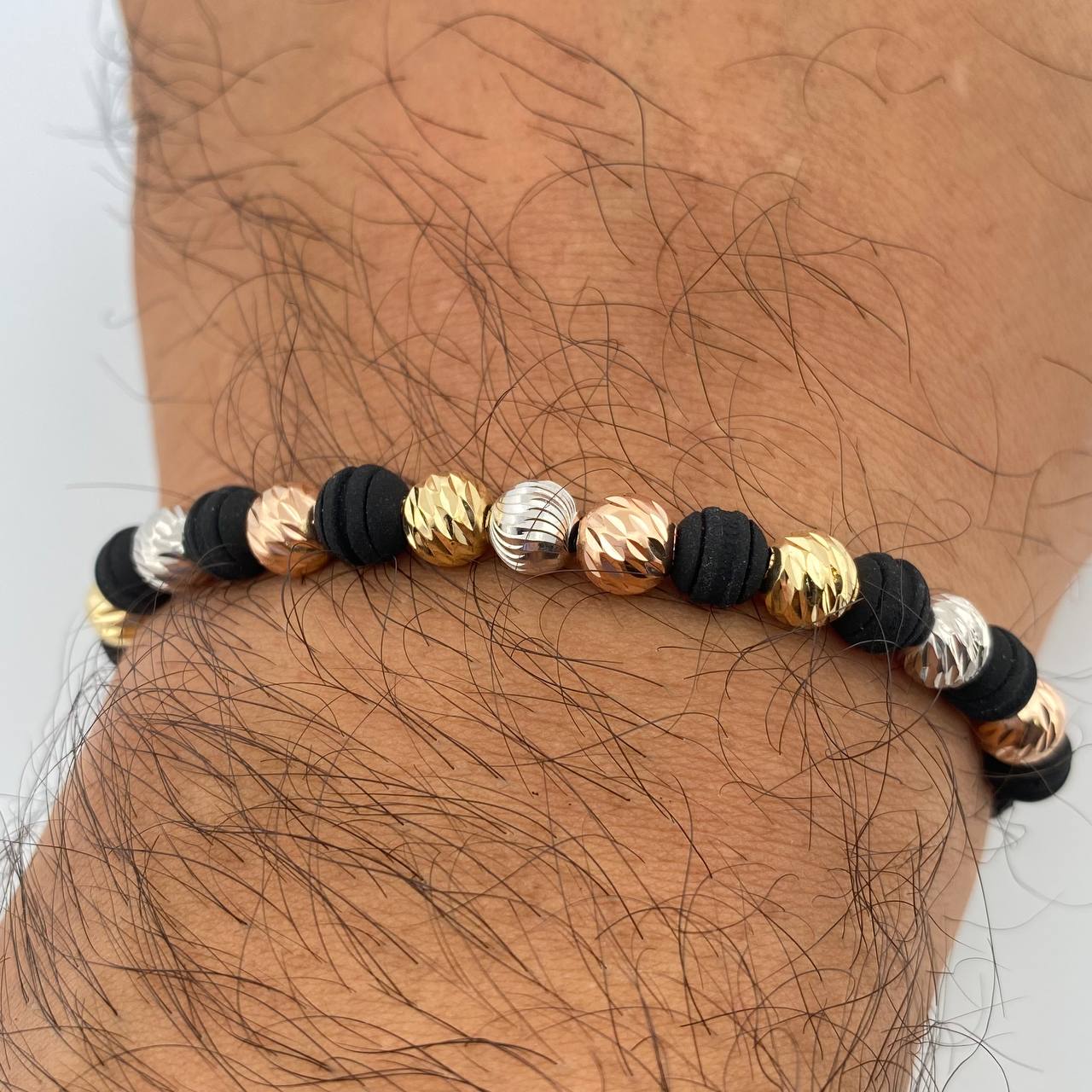 Pulsera Negra Bolas 2gr / Oro 18K &