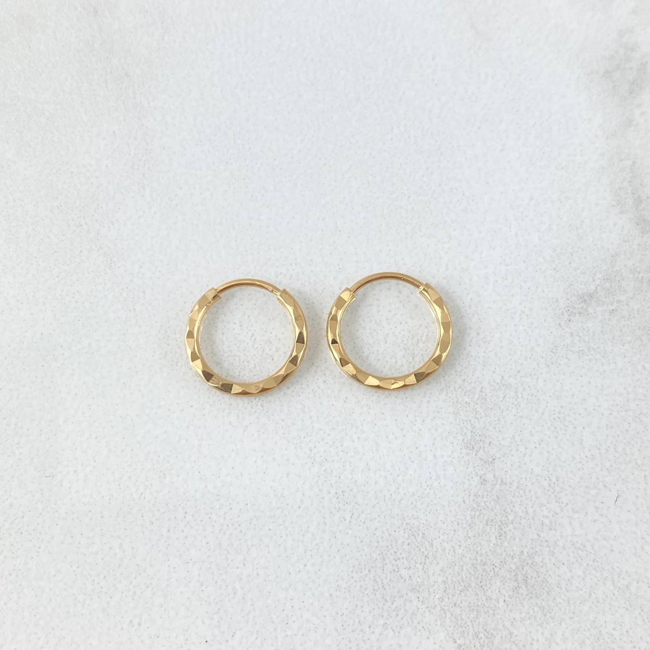 Candongas Aro Rayado 0.45gr / 1cm / Oro 18K