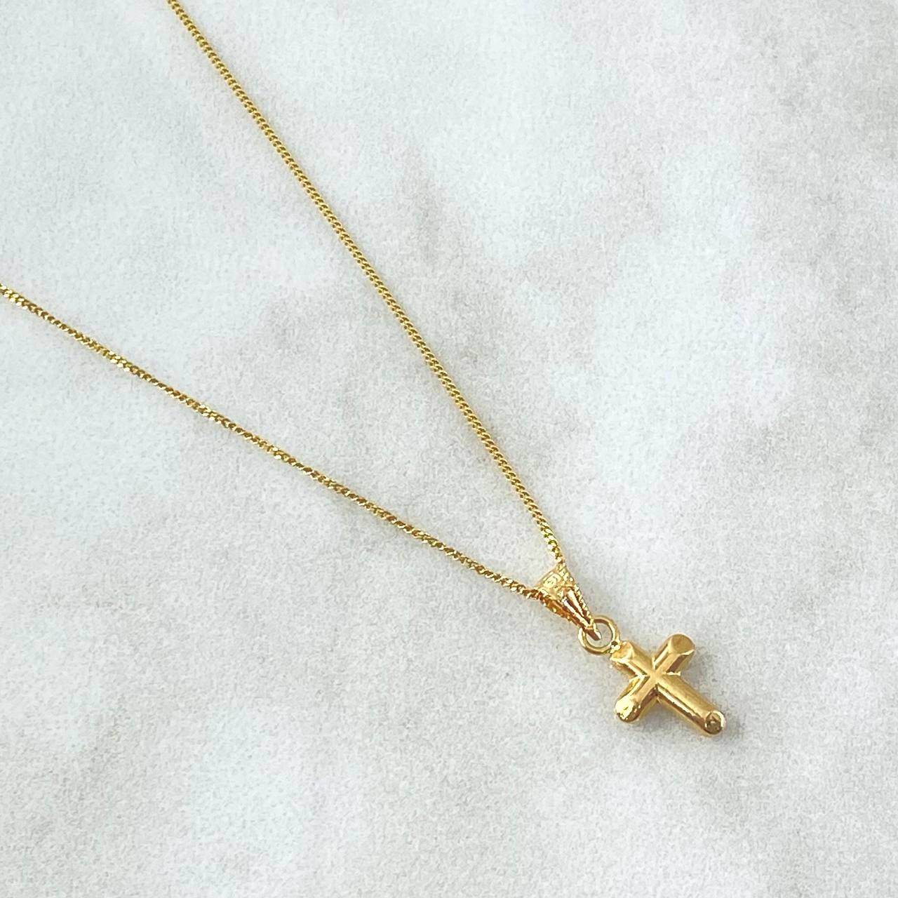 Set Cadena Cubana 1gr / 45cm / 0.7mm + Dije Cruz Puntas Planas 0.3gr / 1.6cm Cargador Bordeado Oro Amarillo 18K (Oferta) ©