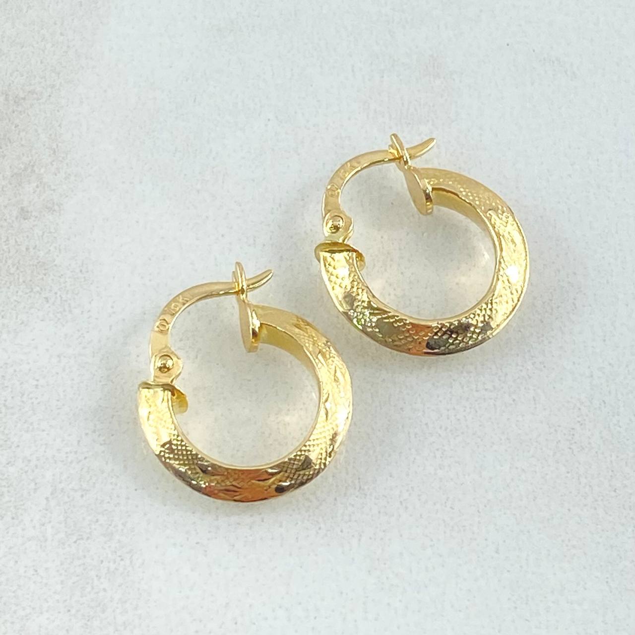 Candongas Clau 1.25gr / 1.5cm / Oro 18K *