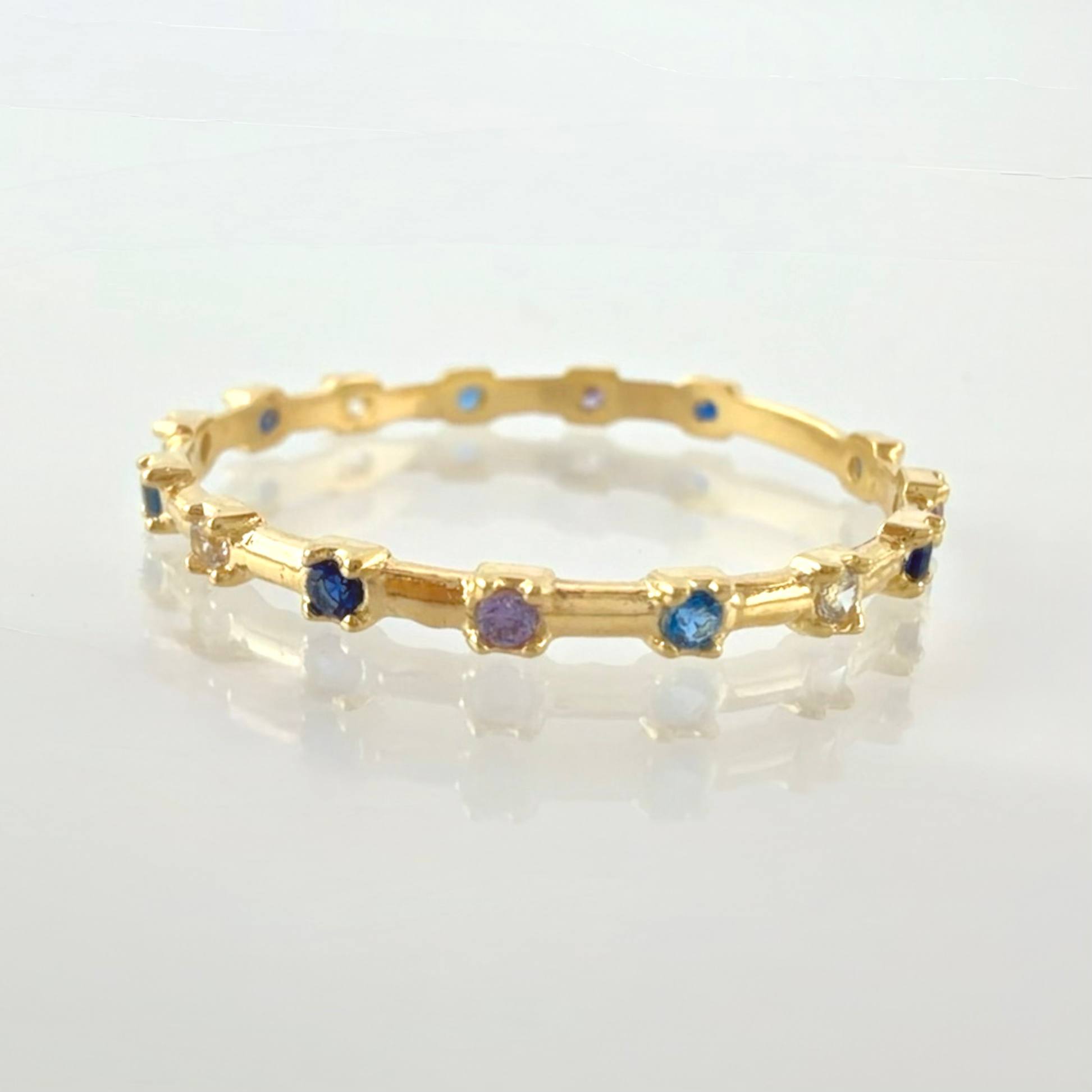 Anillo Centella Alternada 0.85gr / T7 / Oro Amarillo 18K ©