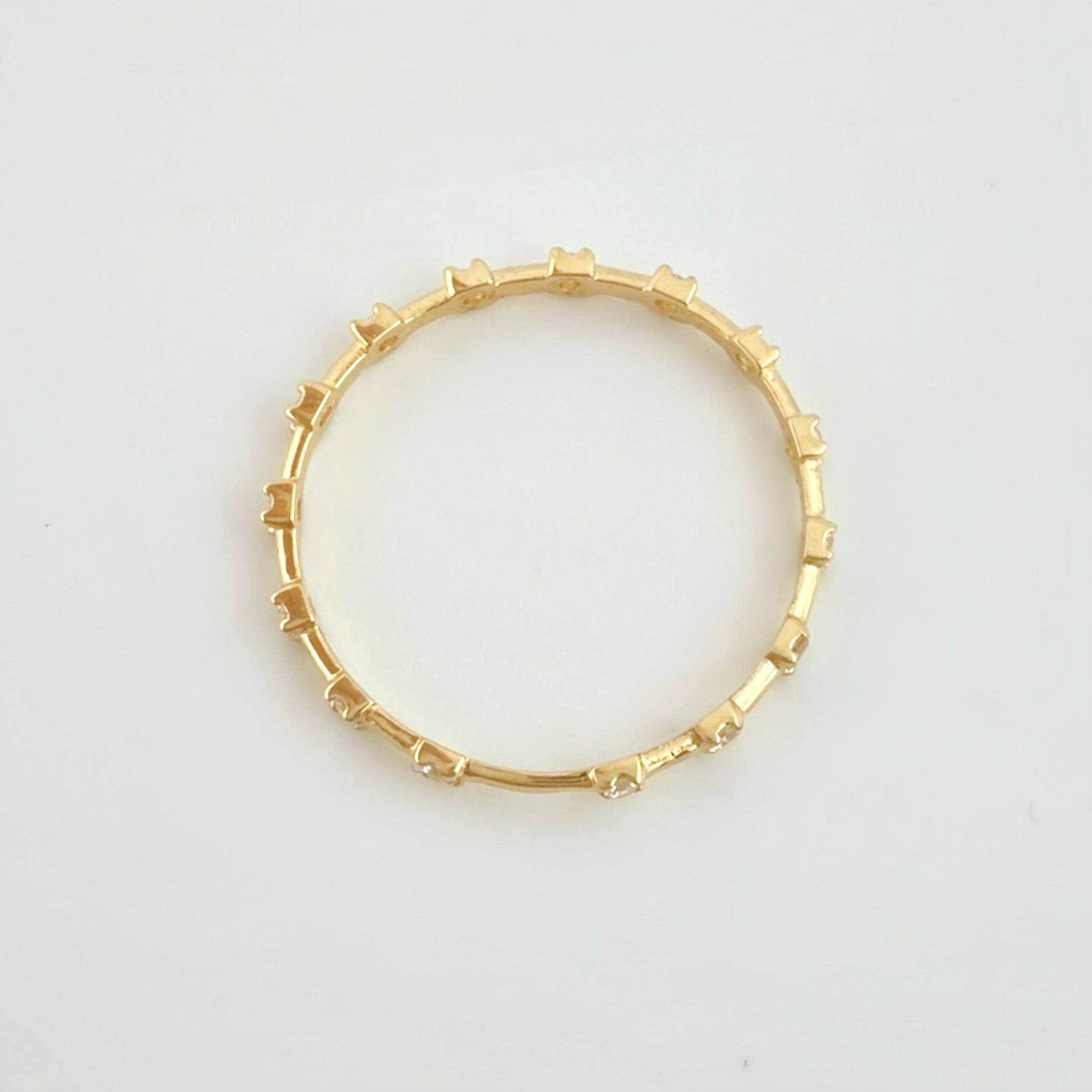 Anillo Centella Alternada 0.8gr / T6 / Oro Amarillo 18K ©