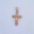 Dije Cruz Cristo 2.35gr / 3.3cm / Timon Circones Blancos Tres Oros 18K &
