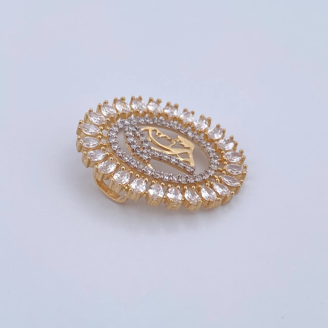 Herraje Virgen Maria 2.8gr / 2.4cm / Circones Blancos Dos Oros Amarillo Blanco 18K &