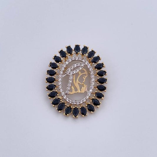 Dije Virgen Maria 2.8gr / 2.4cm / Circones Negros Blancos Dos Oros Amarillo Blanco 18K &