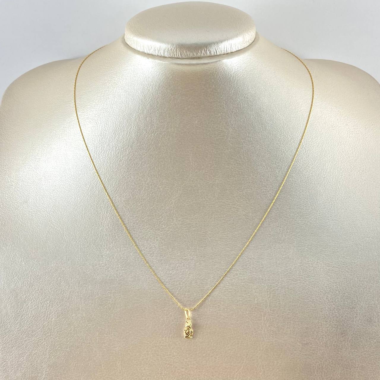 Set Cadena y Dije Aguja Trenzada + Angel 1.15gr / 45cm / Oro Amarillo 18K (Oferta) *