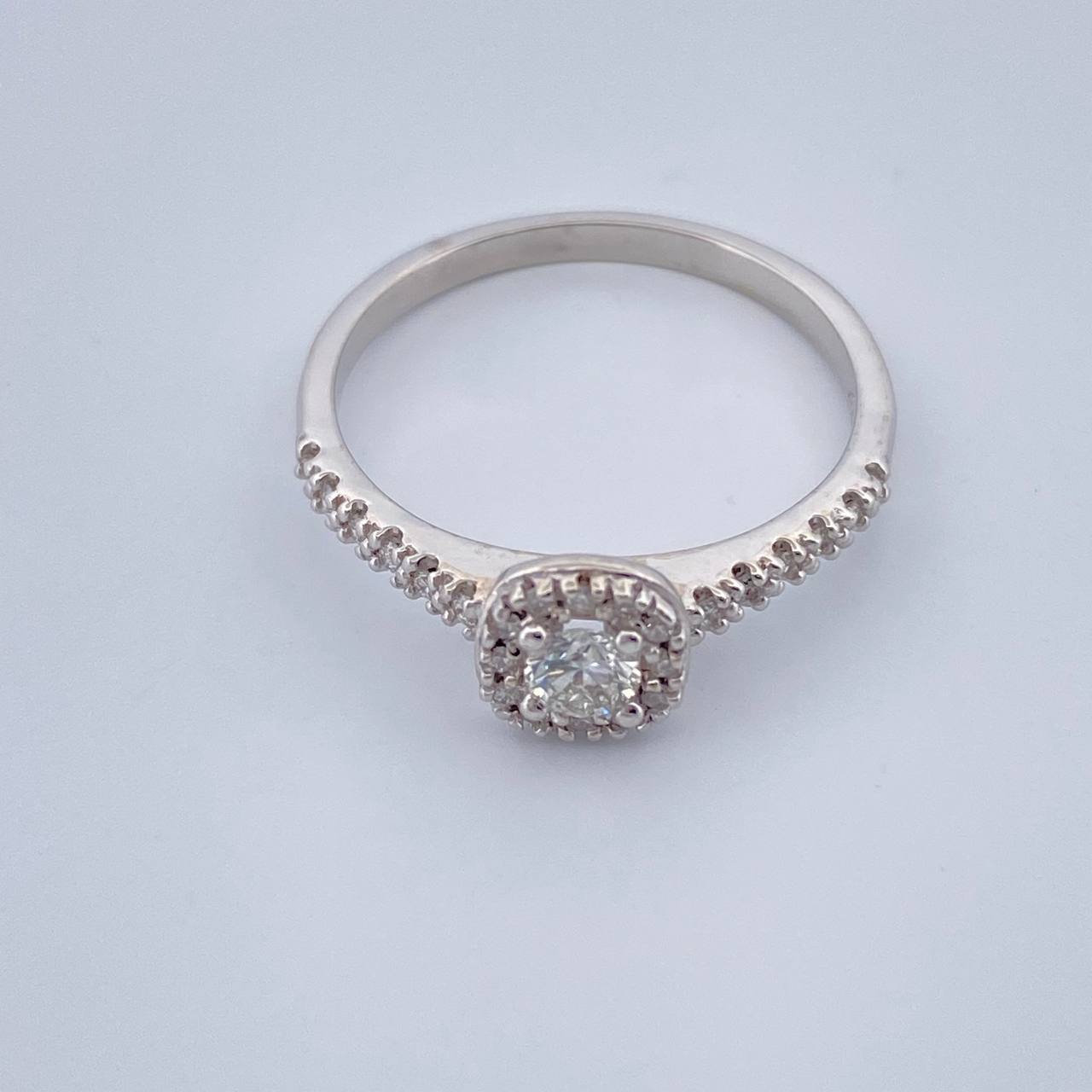 Anillo Halo Cuadrado Diamantes 2gr / T5 / Oro Blanco 18K &