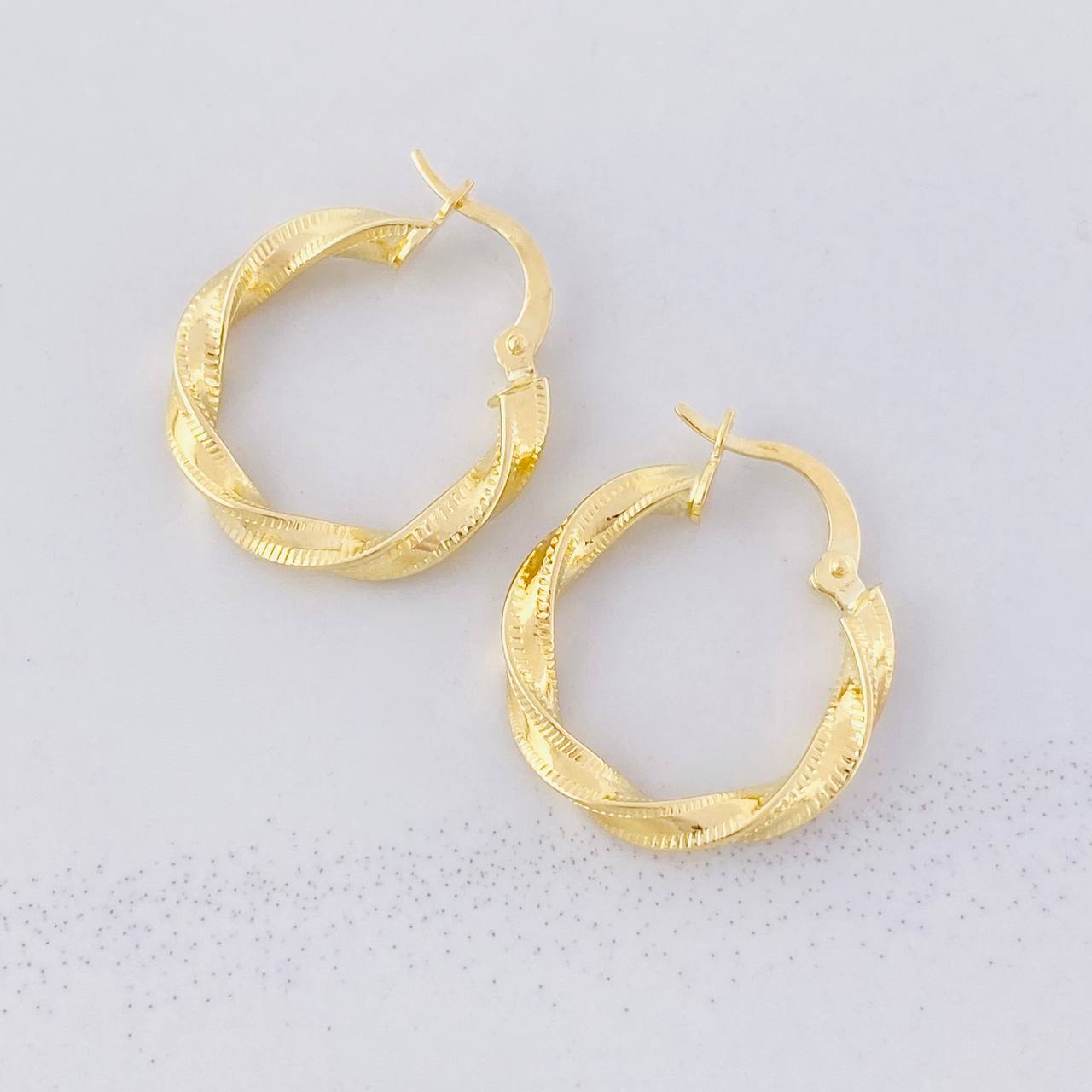 Candongas Asby 1.95g / 2.2cm Oro Amarillo 18K