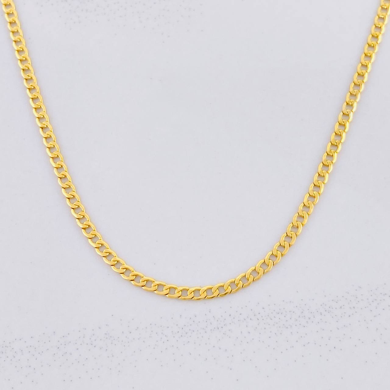 Cadena Cubana 2.55g / 60cm / 2.09mm Oro Amarillo 18K