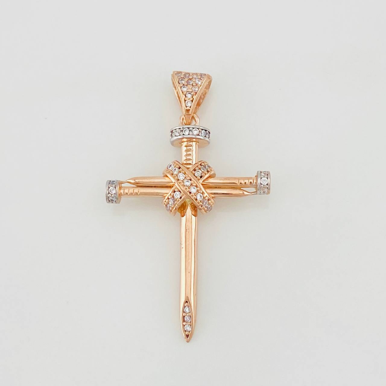 Dije Cruz Clavo 3.3g / 3.7cm Dos Oros Blanco Rosa 18K