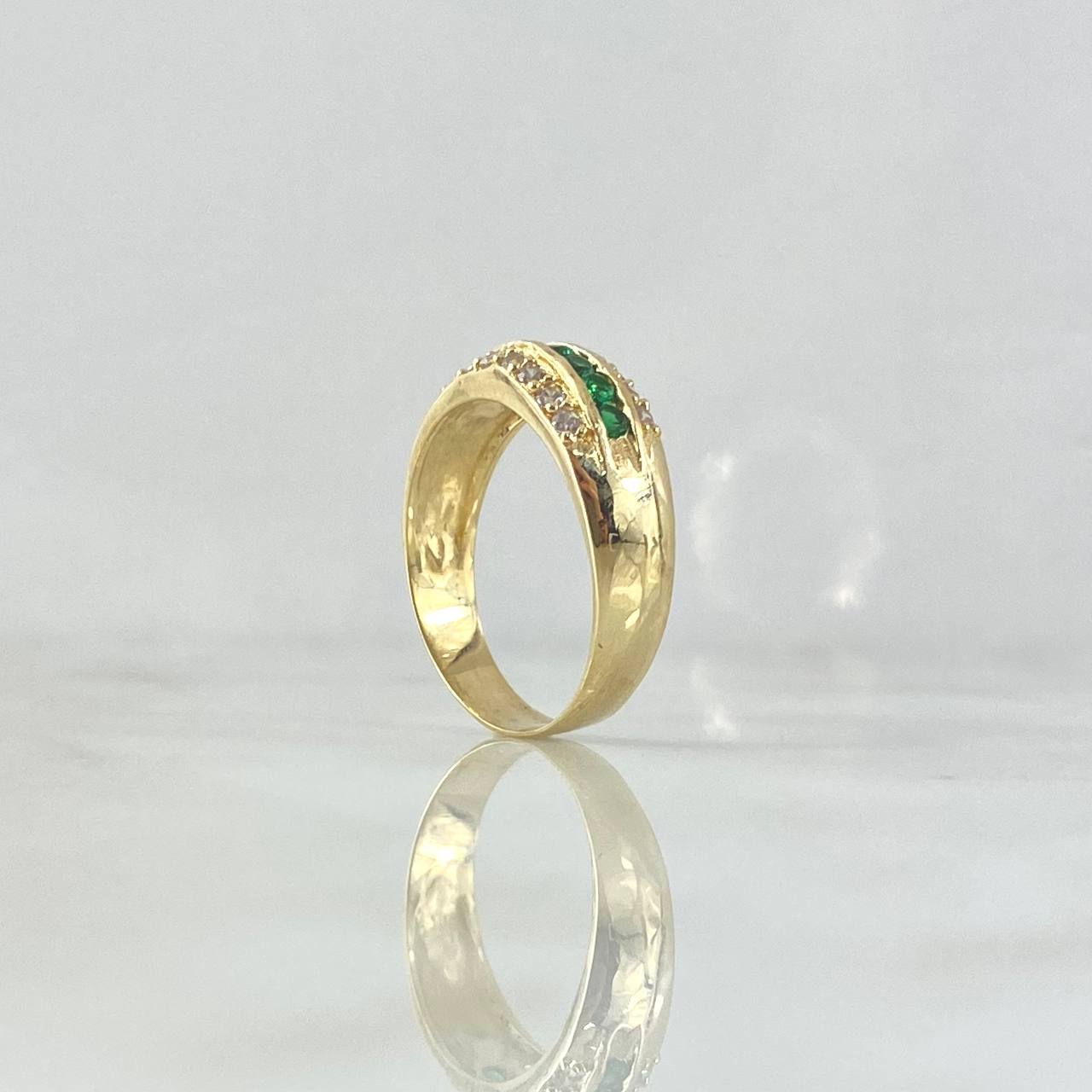 Anillo Tres Lineas 2.95gr / T6 / Circones Blancos Verdes Oro Amarillo *