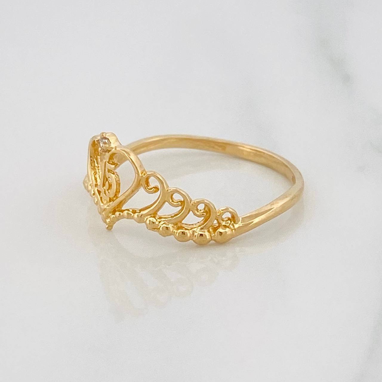 Anillo Corona 15´s 1.55g / T6 3/4 Oro Amarillo 18K