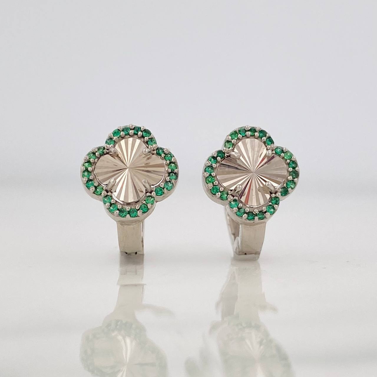 Candongas Trebol 2.65g / 1.3cm Oro Blanco 18K