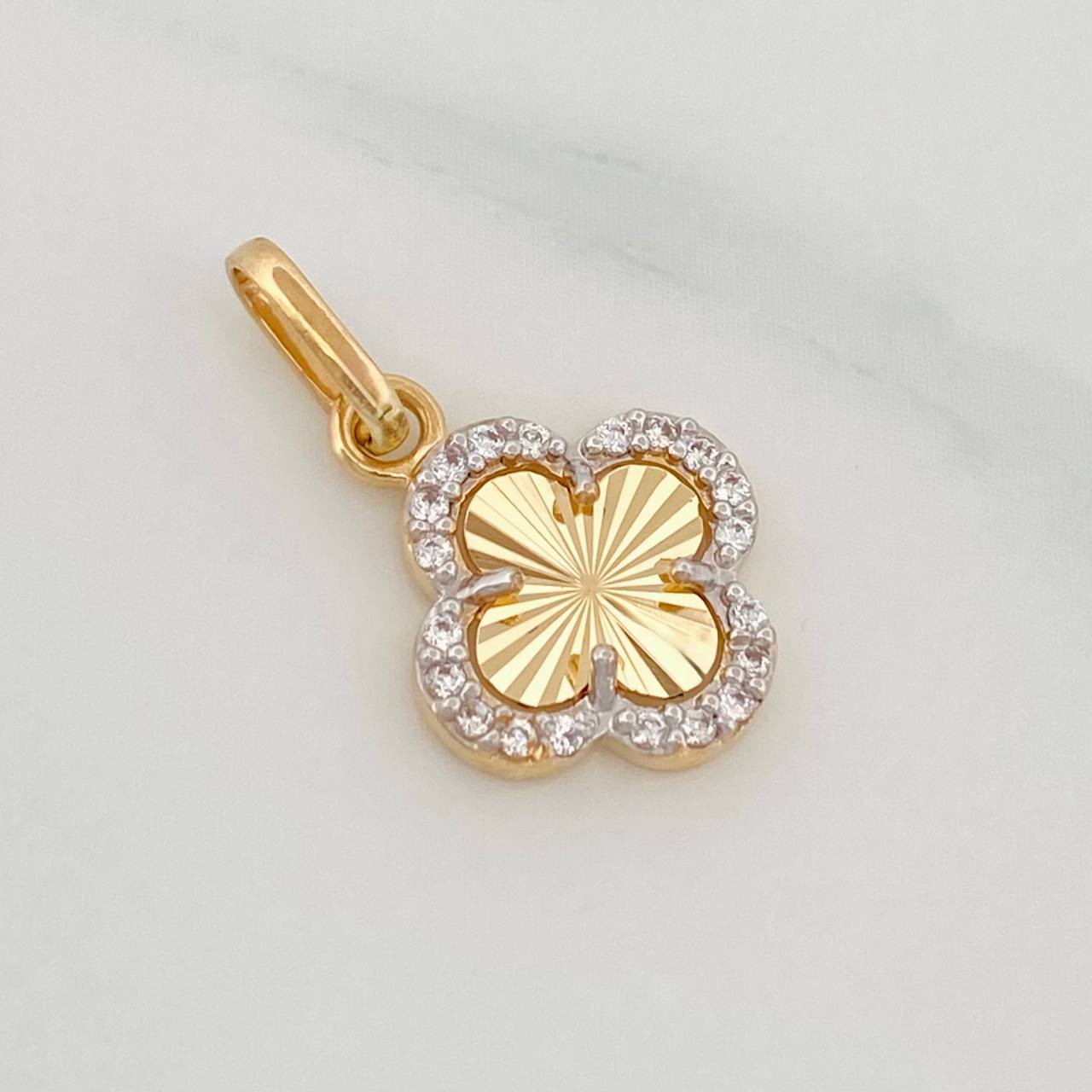 Dije Trebol 1g / 1.8cm Dos Oros Amarillo Blanco 18K