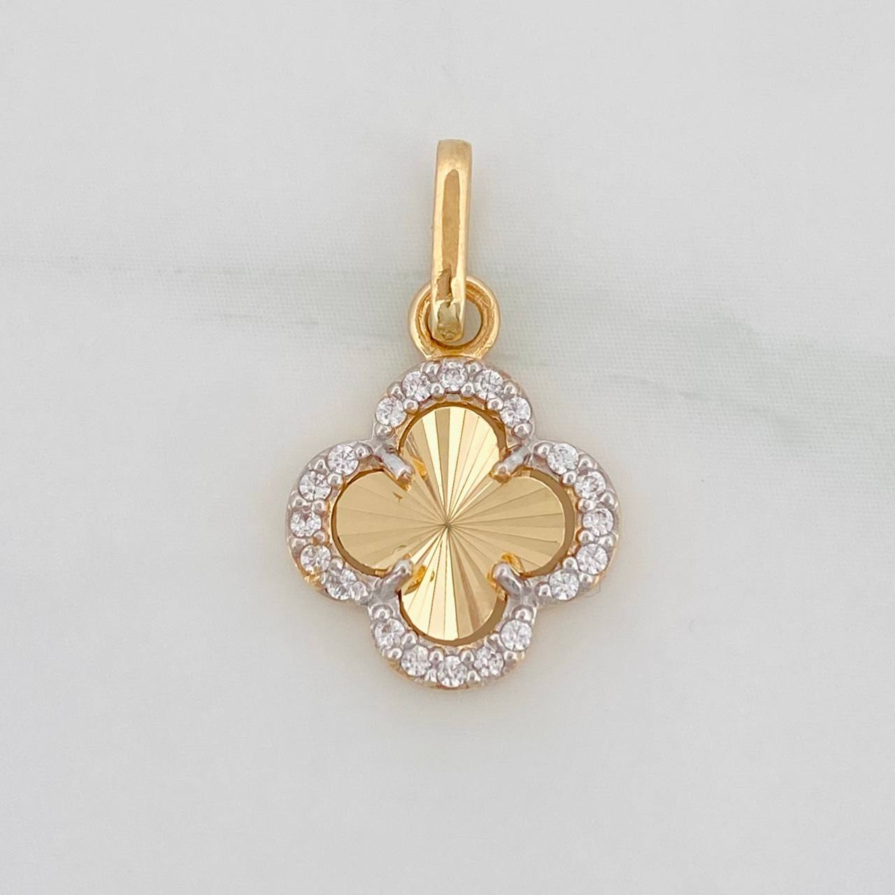 Dije Trebol 1g / 1.8cm Dos Oros Amarillo Blanco 18K