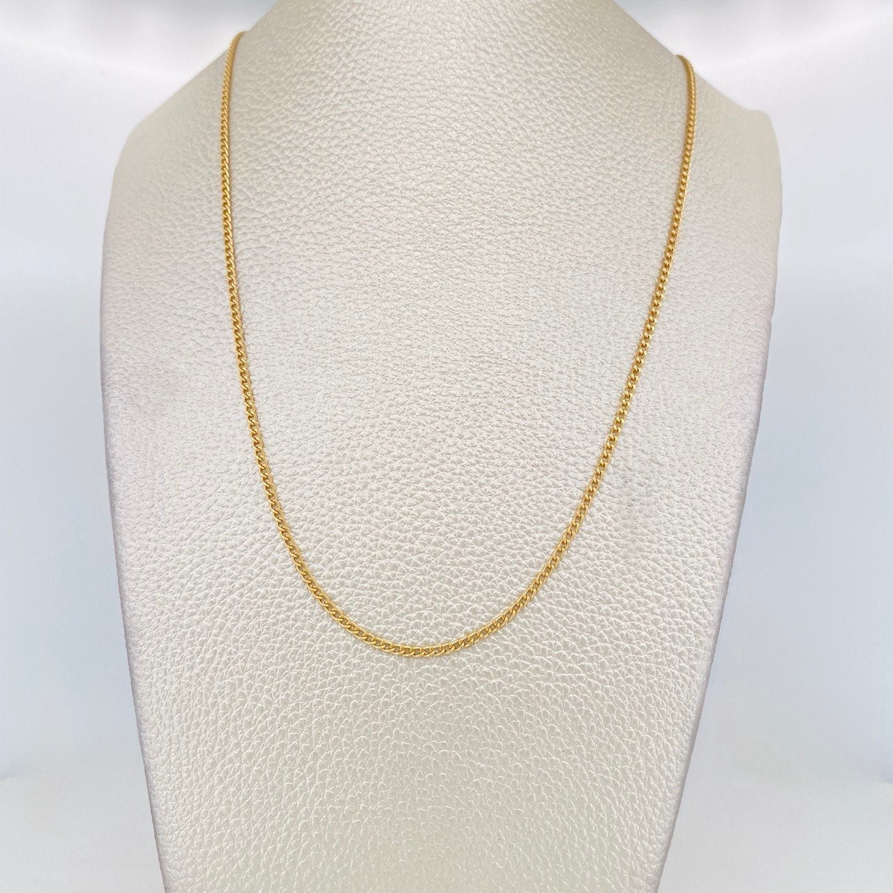 Cadena Cubana 2.5g / 50cm / 1.7mm Oro Amarillo 18K