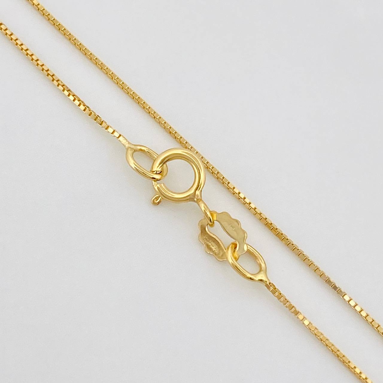 Cadena Veneciana 1.25g / 45cm / 0.5mm Oro Amarillo 18K