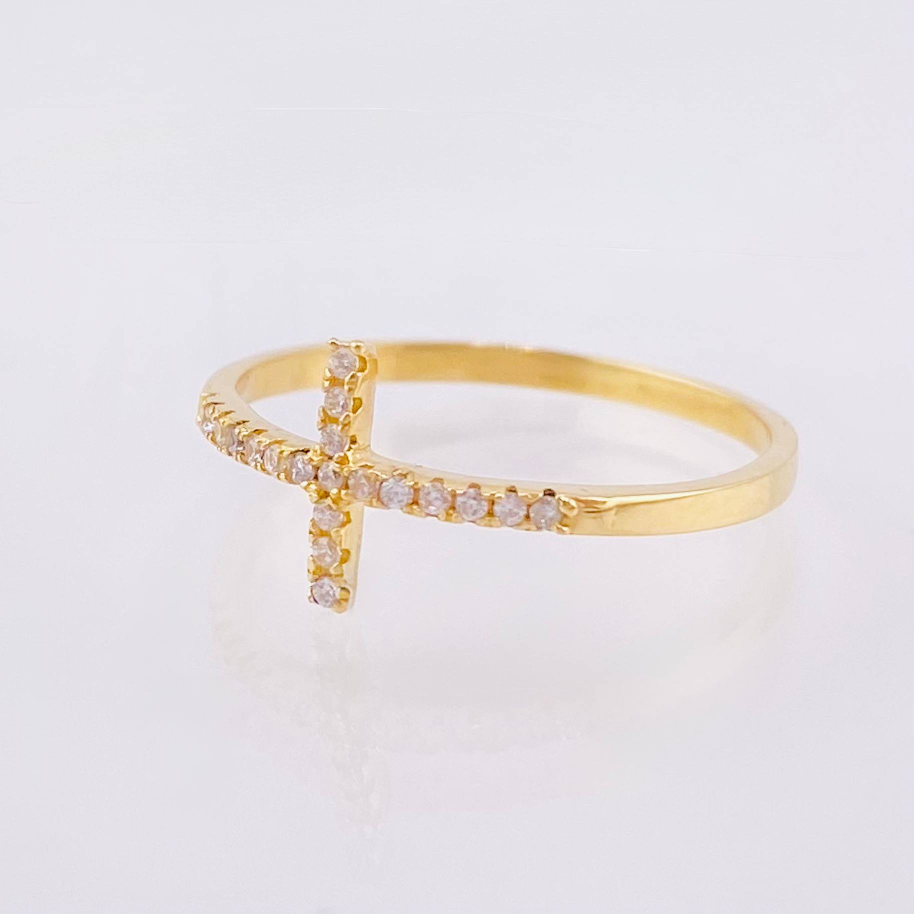 Anillo Cruz 1.4gr / T7 3/4 / Oro Amarillo 18K