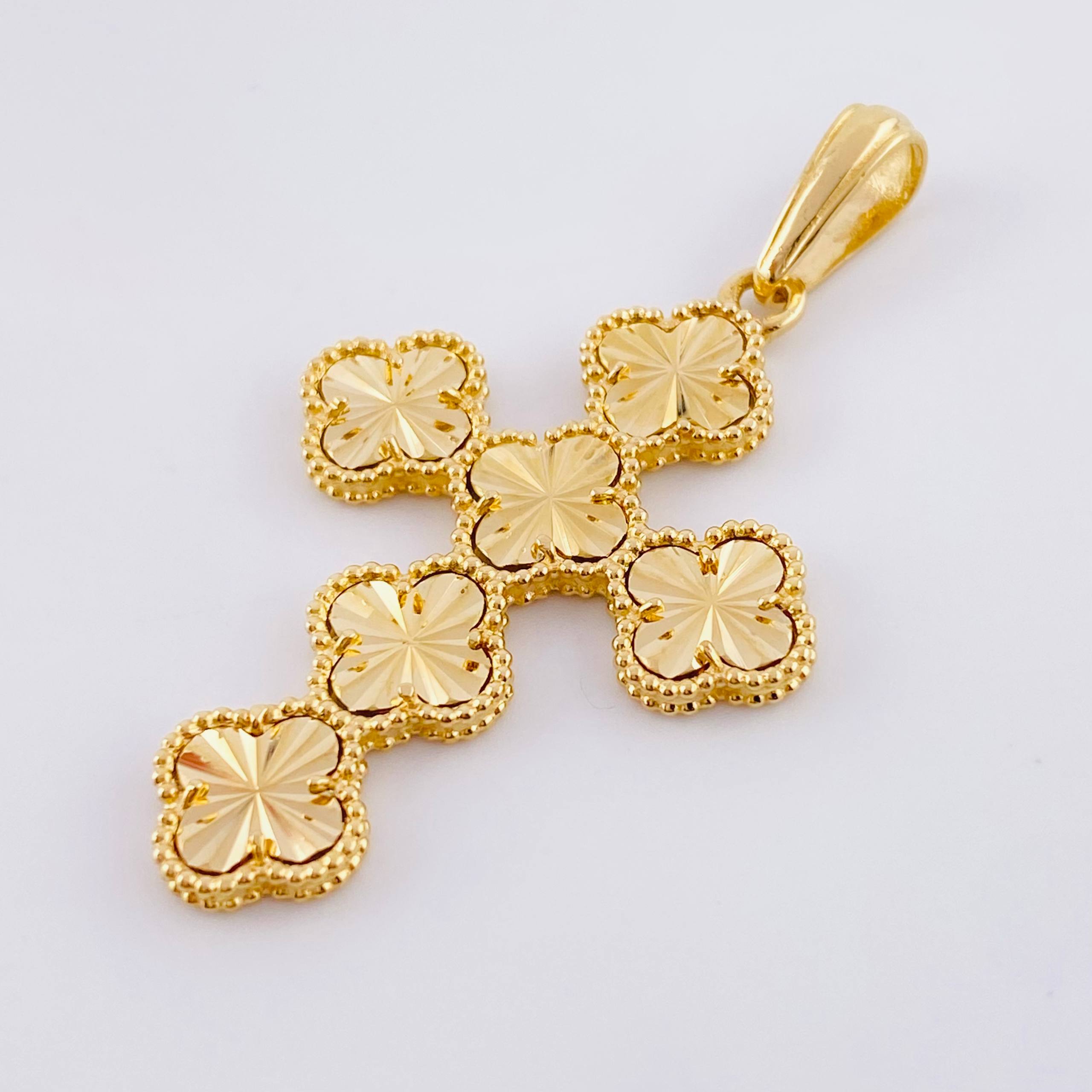 Dije Cruz Trebol 7.45gr / 6cm / Oro Amarillo Nac.Esp. 18K ©