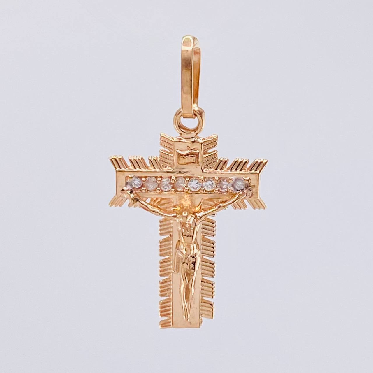 Dije Cruz Señor De Los Milagros 2 g / 2.6 cm Oro Rosa 18K