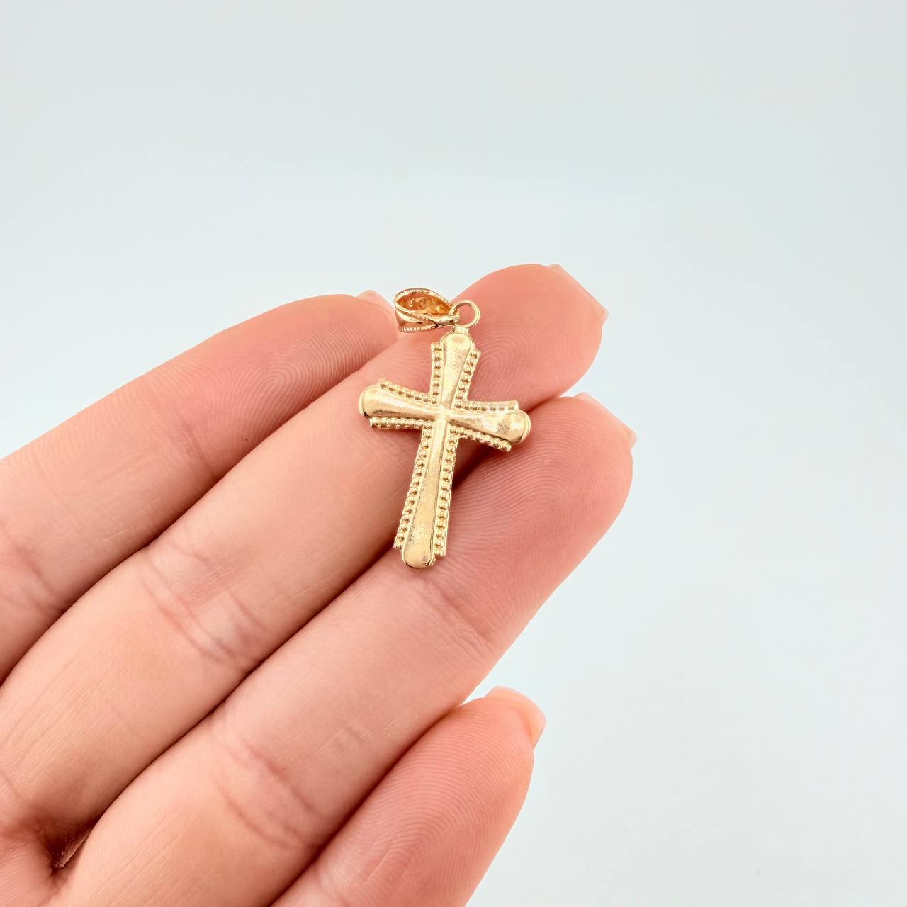 Dije Cruz Bordes Punteadas 0.9 g / 3.1 cm Oro Amarillo 18K