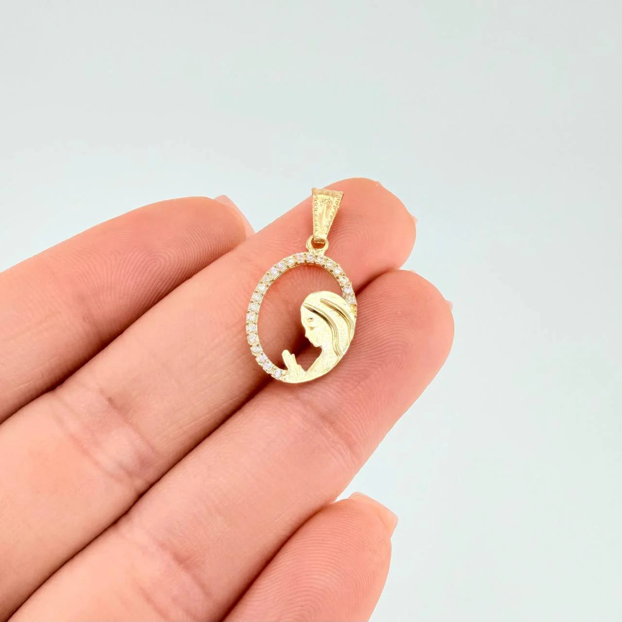 Dije Virgen Maria Circulo Floreado 1.1 g / 2.4 cm Oro Amarillo 18K