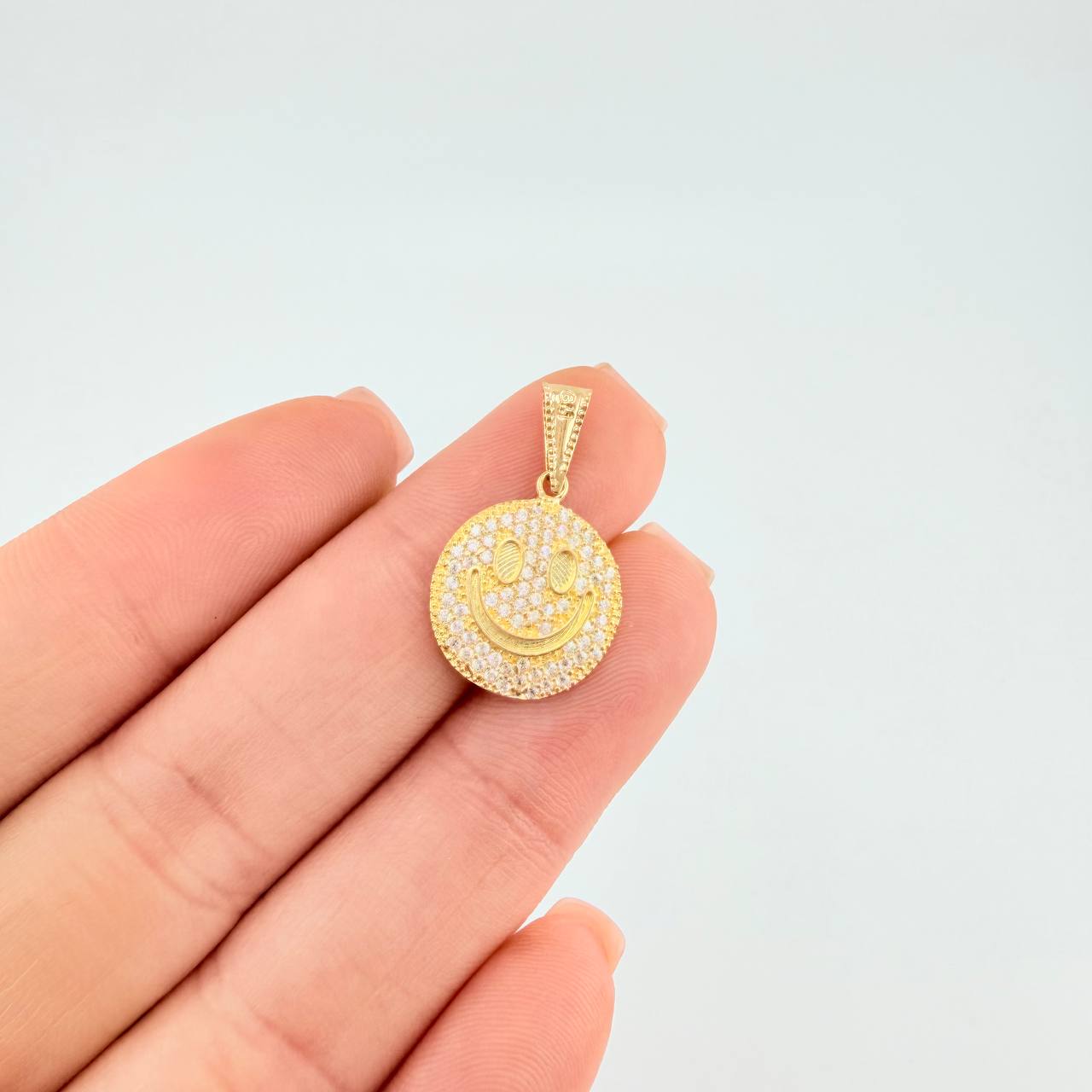Dije Cara Feliz Tupida 1.75 g / 2.4 cm Oro Amarillo 18K