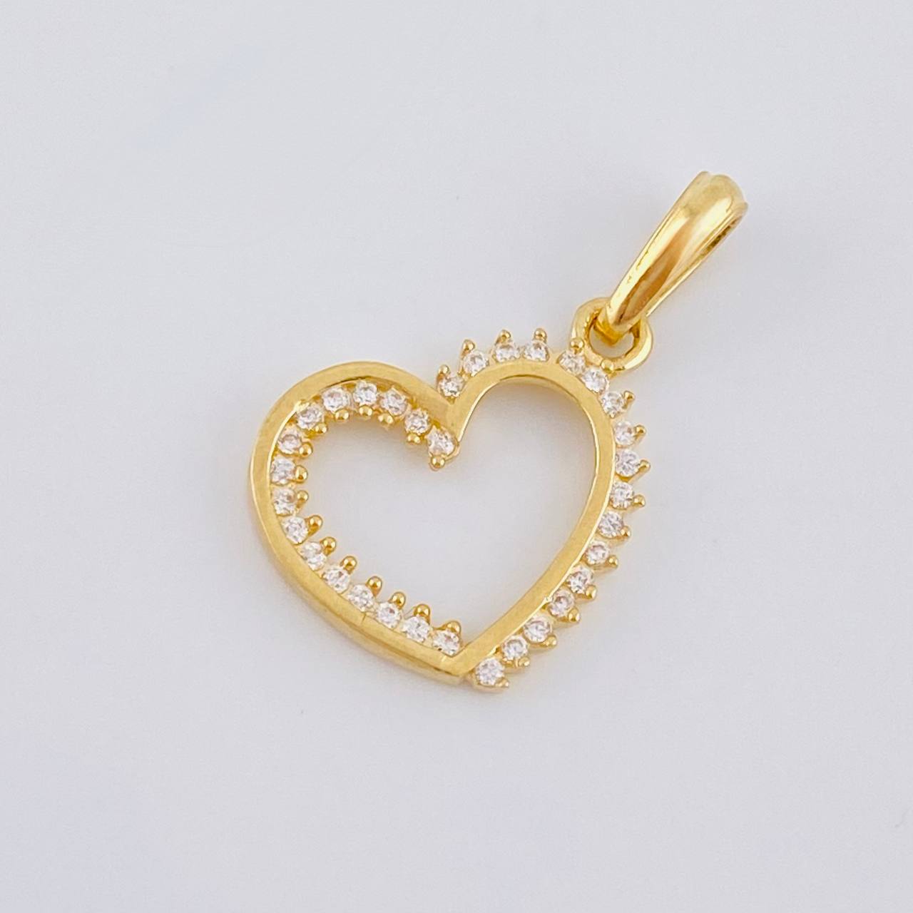 Dije Silueta Corazón 1.3 g / 2.2 cm Oro Amarillo 18K