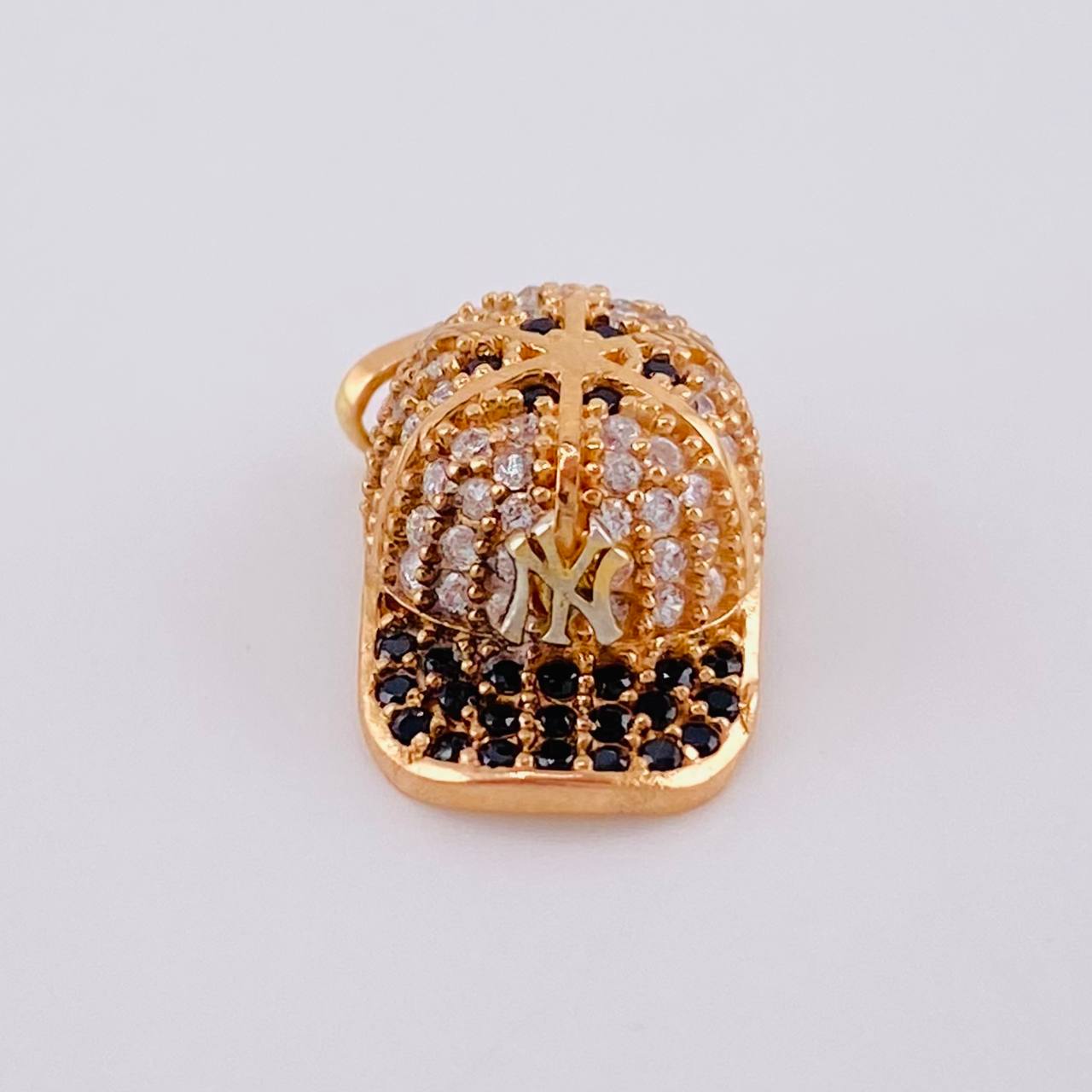 Dije Gorra NY 2.1 g / 2.2 cm Oro Rosa 18K