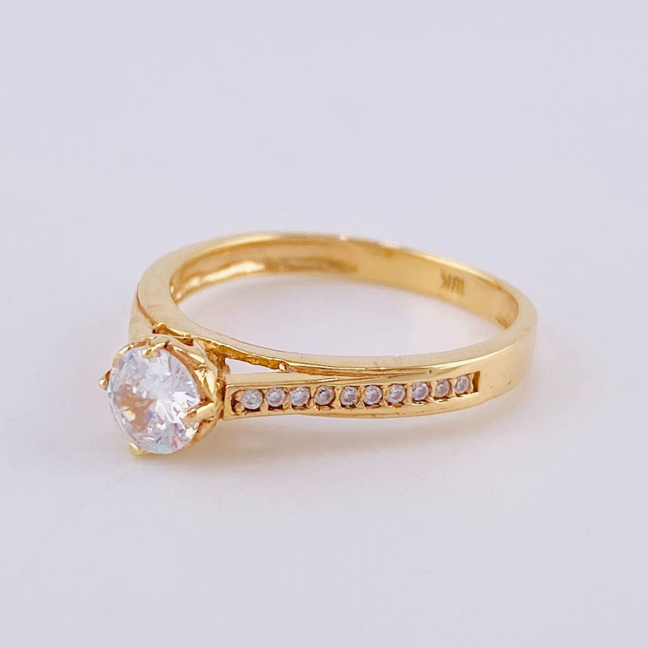 Anillo Solitario Corazón 2.5 g / T6 1/2 Oro Amarillo 18K