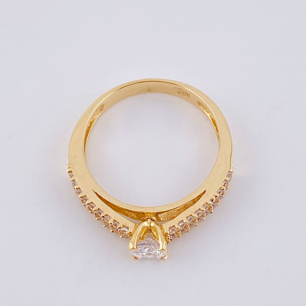 Anillo Solitario Tupido 3.2 g / T7 Oro Amarillo 18K