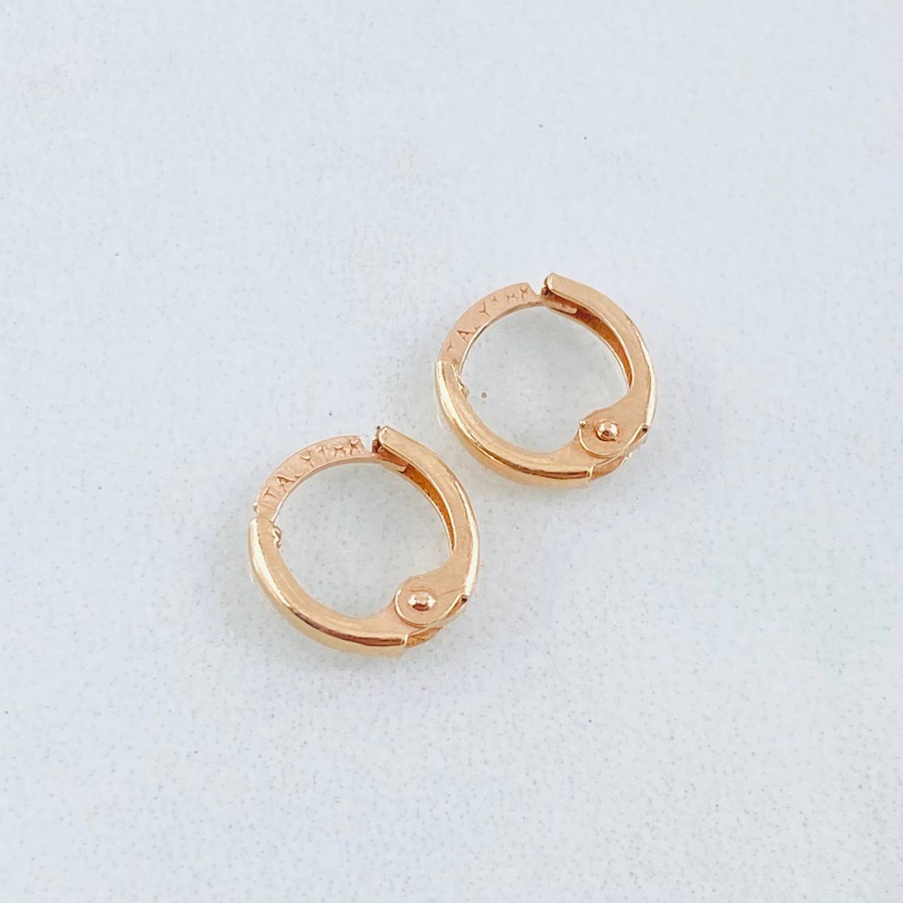 Candongas Kona 0.55gr / 0.9cm / Oro Rosa 18K