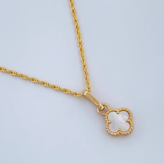 Set Cadena y Dije Lazo + Trebol 1.85gr / 50cm / Oro Amarillo 18K (Oferta) $