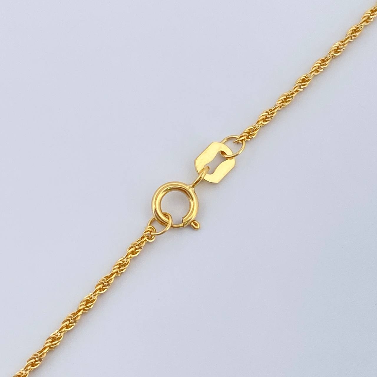 Set Cadena y Dije Lazo + Llave 1.4gr / 39.5cm / Oro Amarillo 18K (Oferta) $