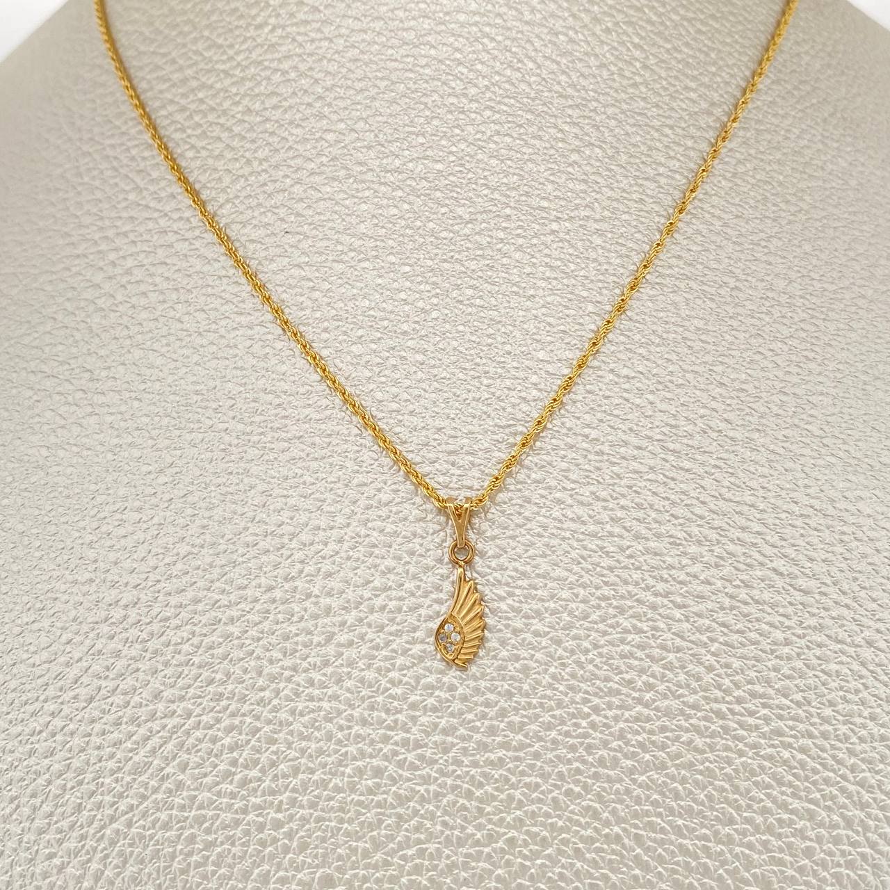 Set Cadena y Dije Lazo + Ala 1.35gr / 40.3cm / Oro Amarillo 18K (Oferta) $