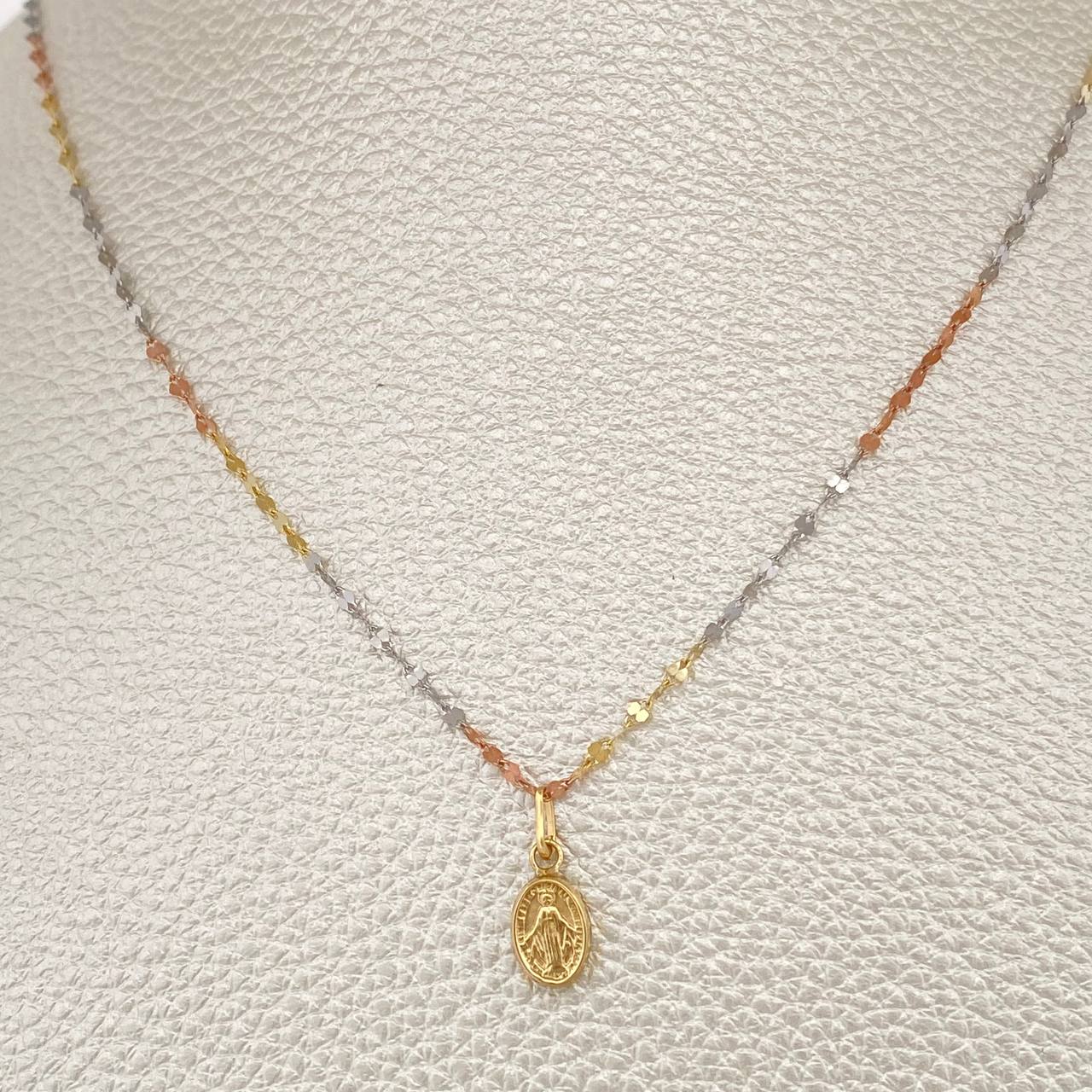 Set Cadena y Dije Flor Espejo + Virgen Milagrosa 1.3gr / 50cm / Tres Oros 18K (Oferta) $