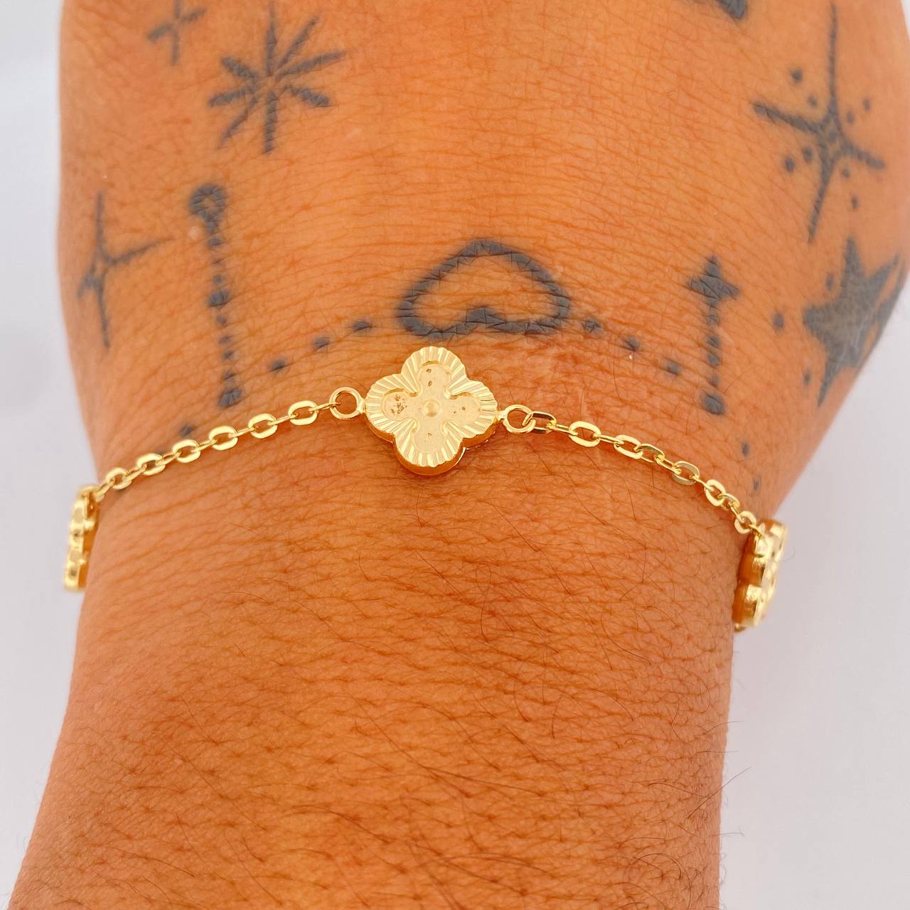 Pulso Trebol Aro Seguido 3.4gr / 19cm / Oro 18K $