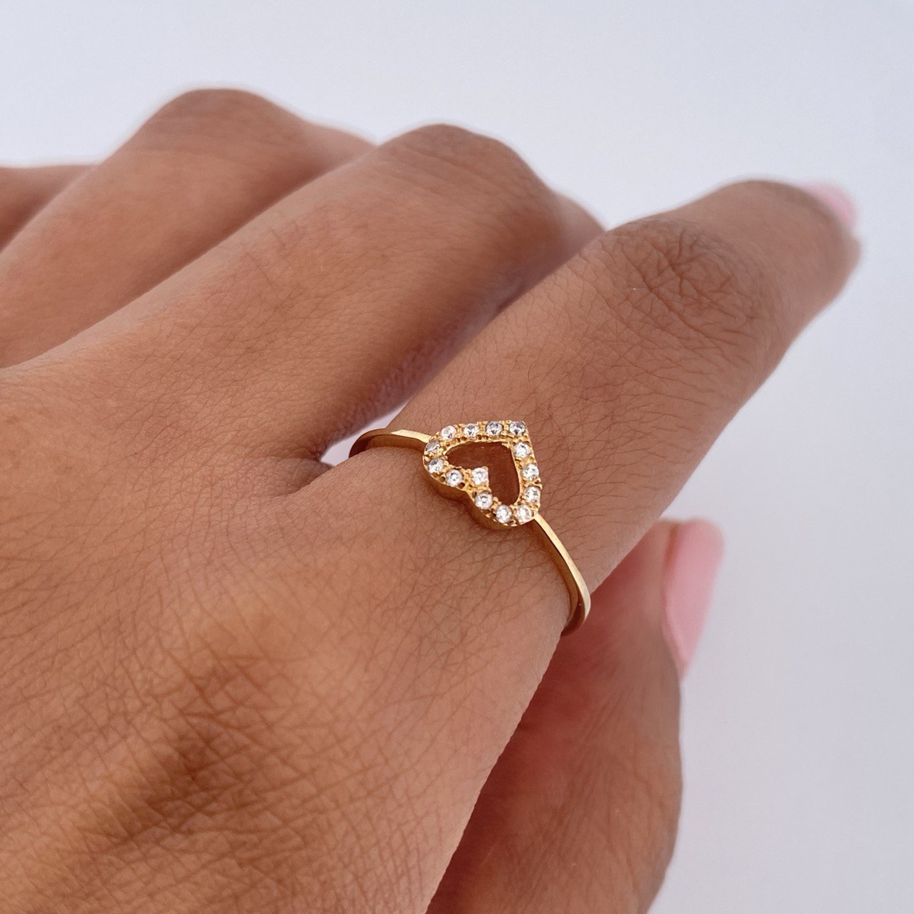 Anillo Silueta Corazon 1.35gr / T7 3/4 / Oro 18K &