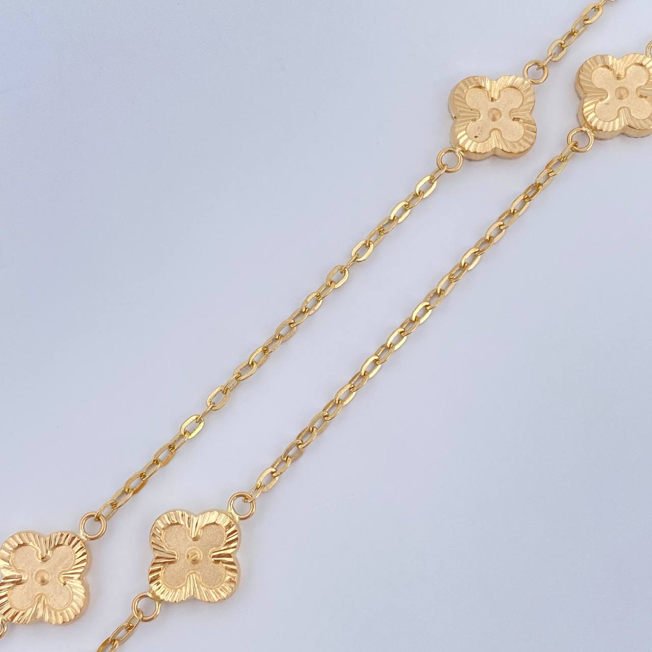 Cadena Trebol Aro Seguido 5.3gr / 45.5cm / Oro 18K $
