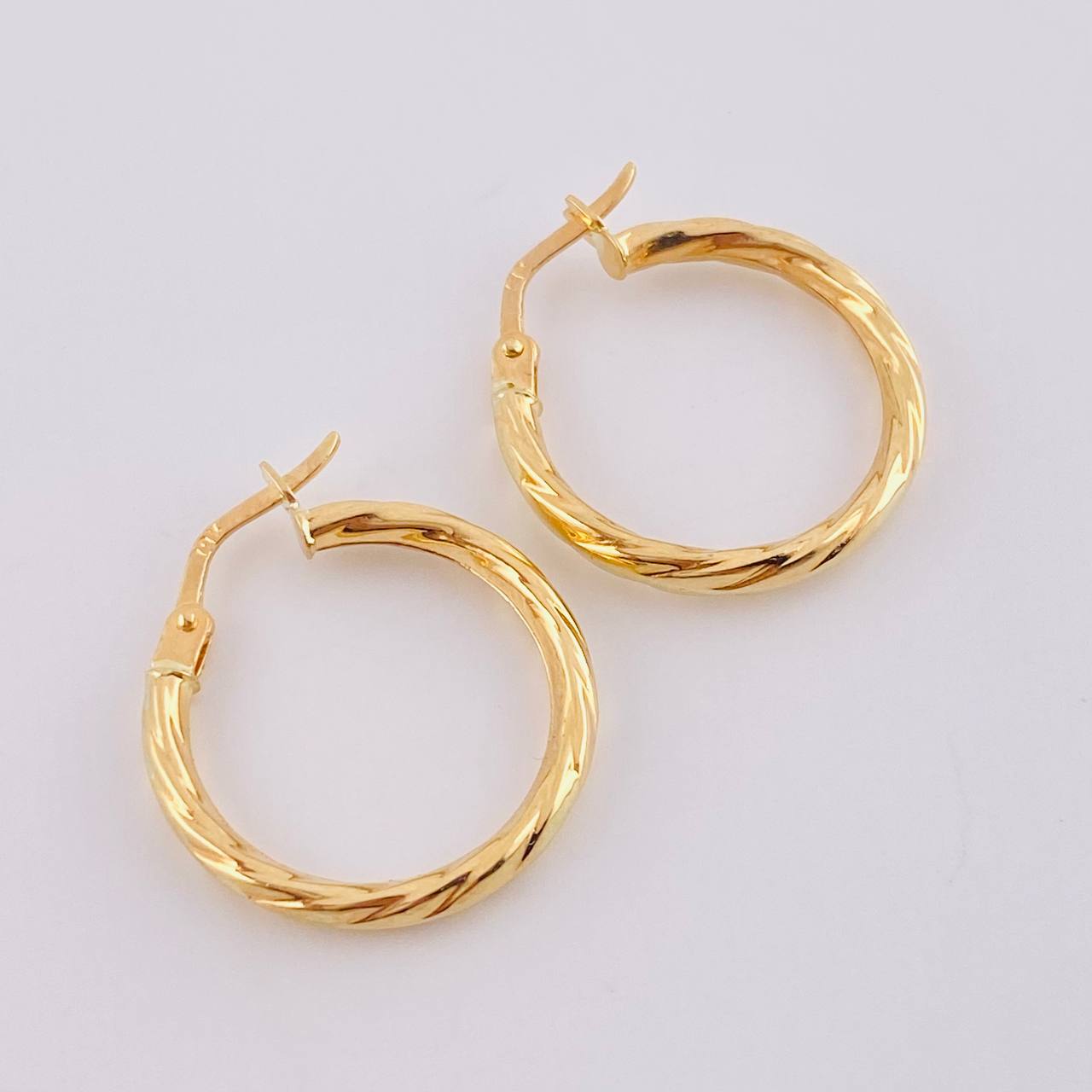 Candongas Entorchadas 1.55 g / 2.1 cm Oro Amarillo 18K