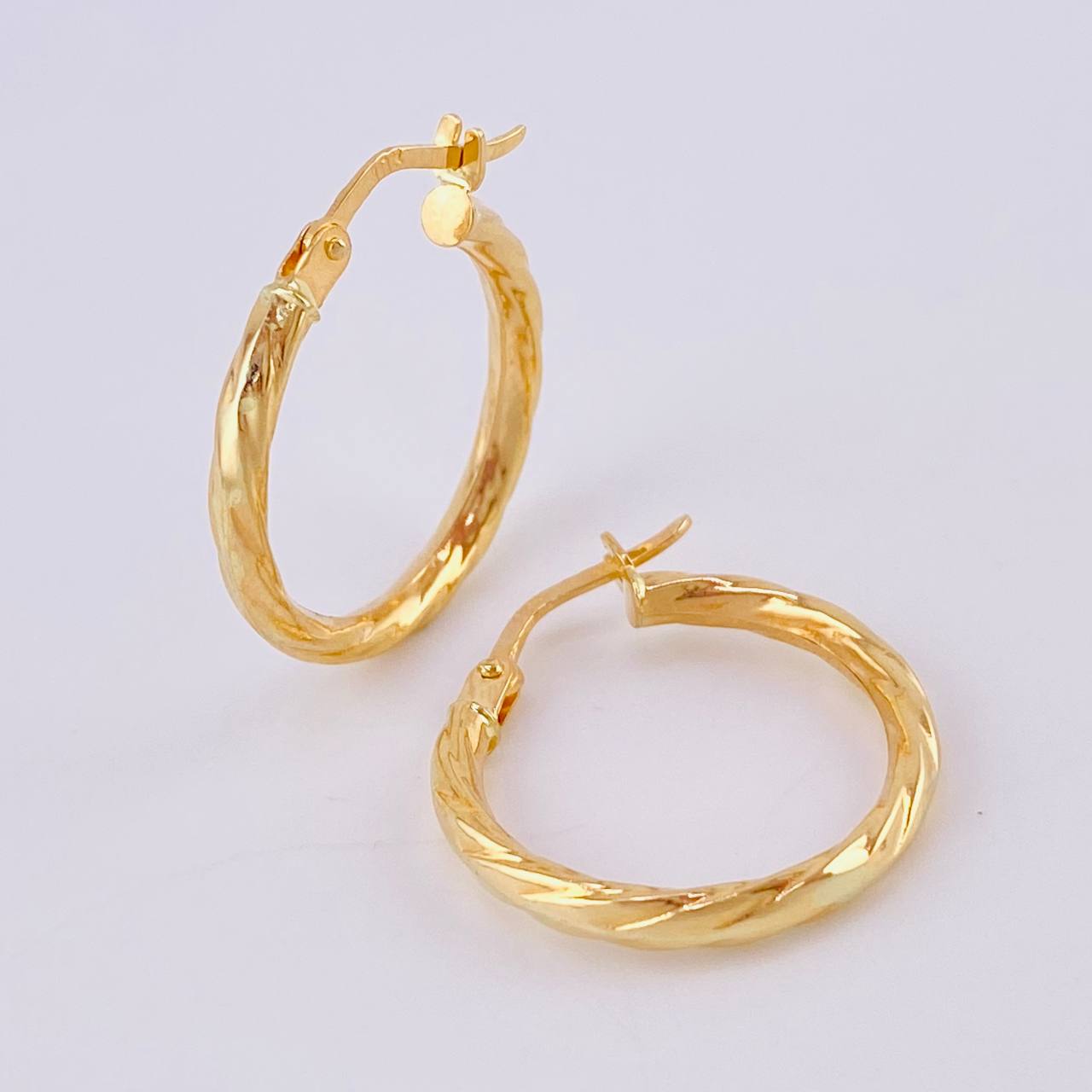 Candongas Entorchadas 1.55 g / 2.1 cm Oro Amarillo 18K