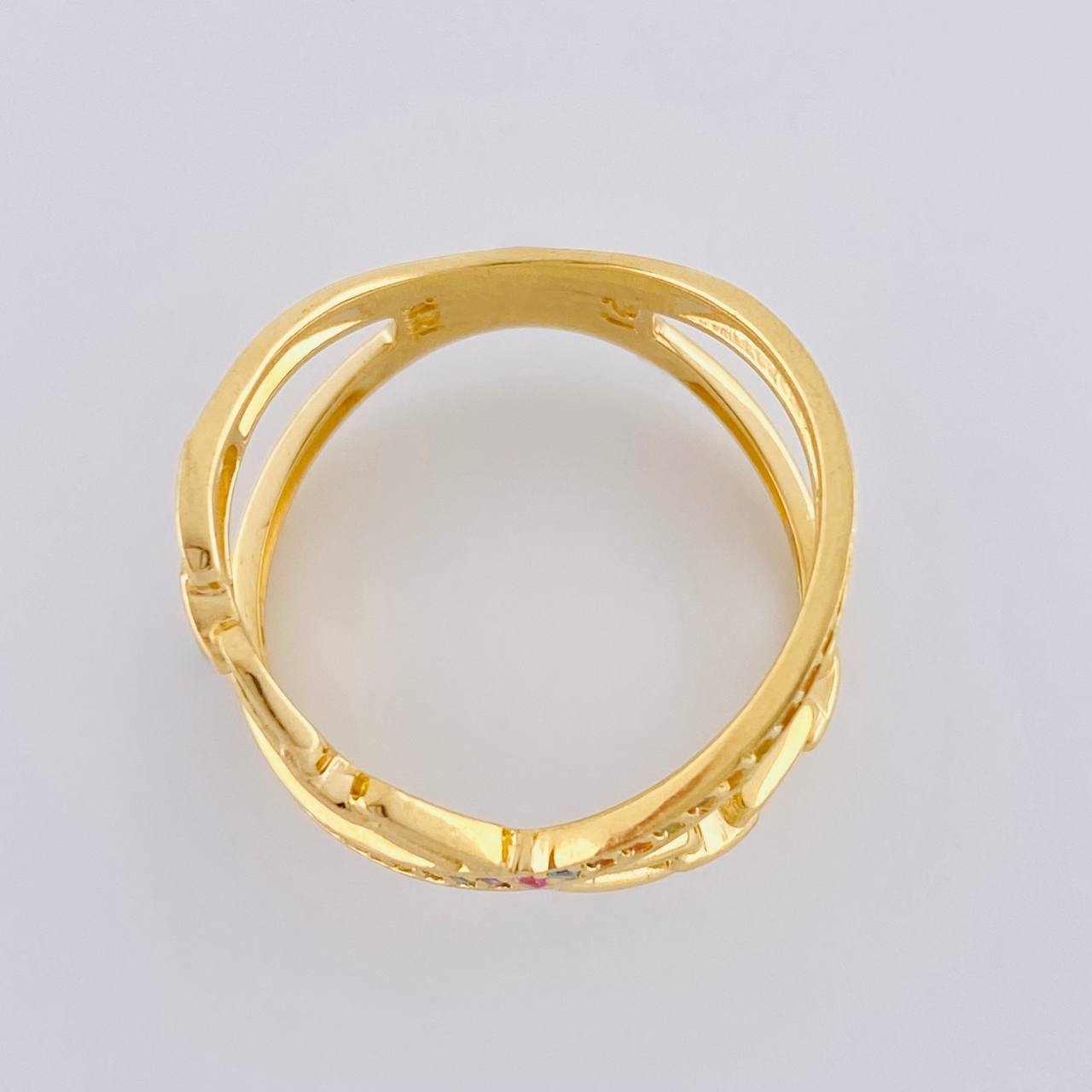 Anillo Infinito Encadenado  3.25 g / T7 1/2 Oro Amarillo 18K