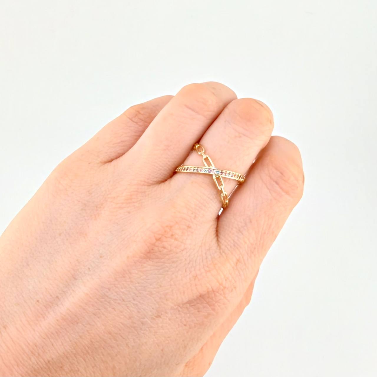 Anillo Infinito Encadenado  3.25 g / T7 1/2 Oro Amarillo 18K