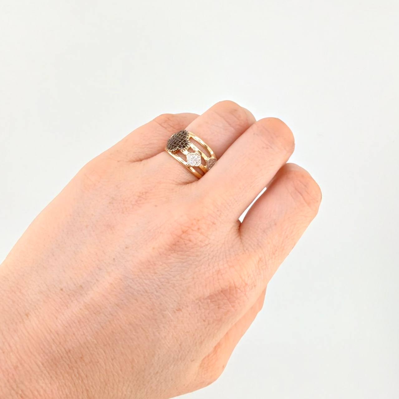 Anillo Sendero Treboles  4.95 g / T5 1/2 Dos Oros Amarillo Blanco 18K