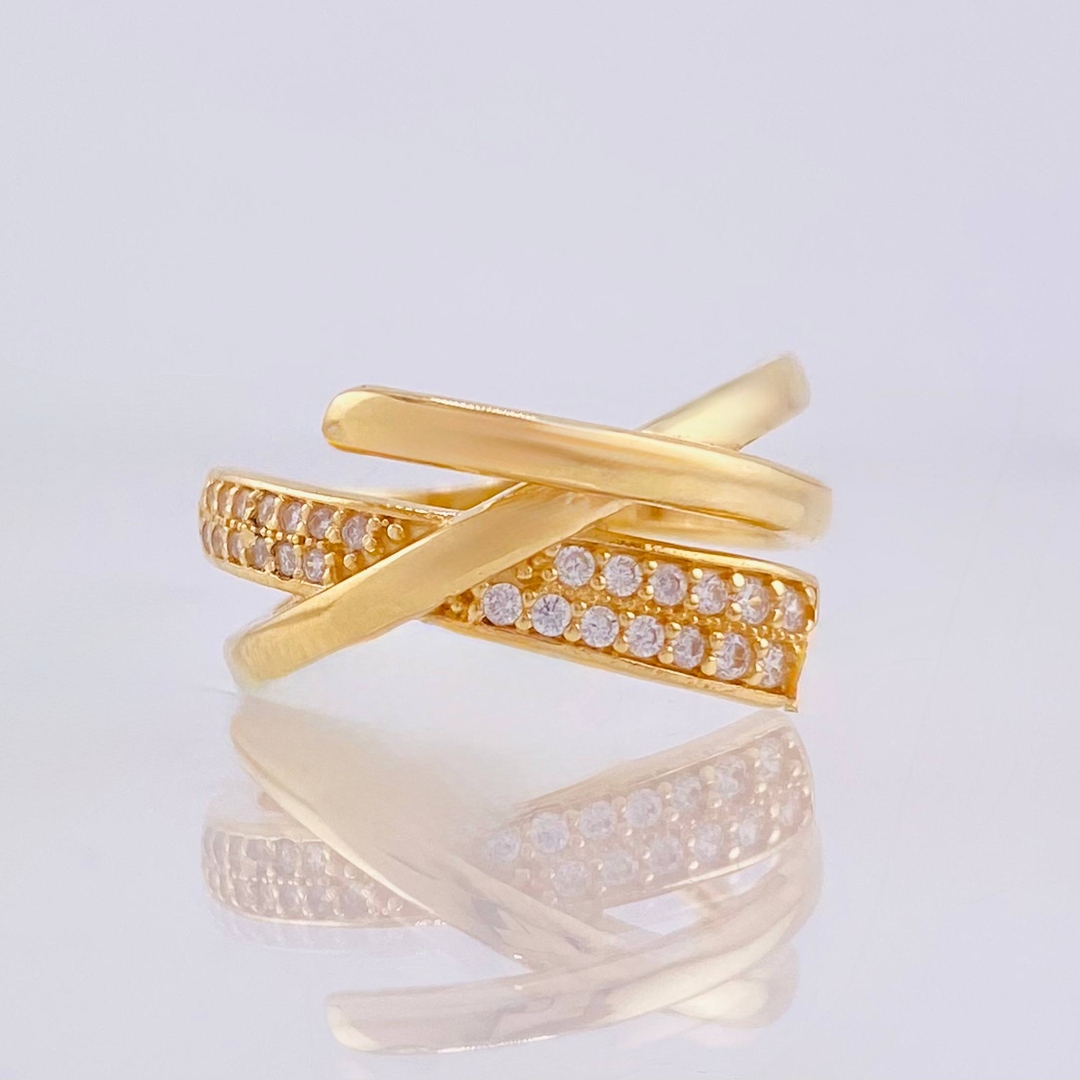 Anillo Curvas Corvergentes 4.5gr / T7 / Oro Amarillo 18K ©